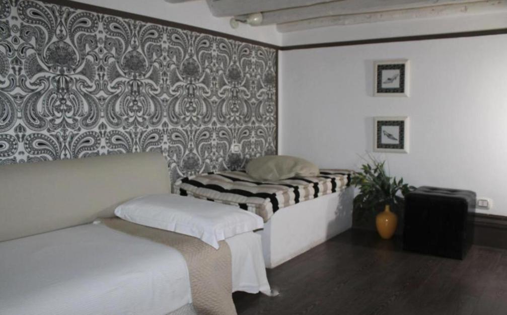 Locanda Degli Antiquari — Photos 1